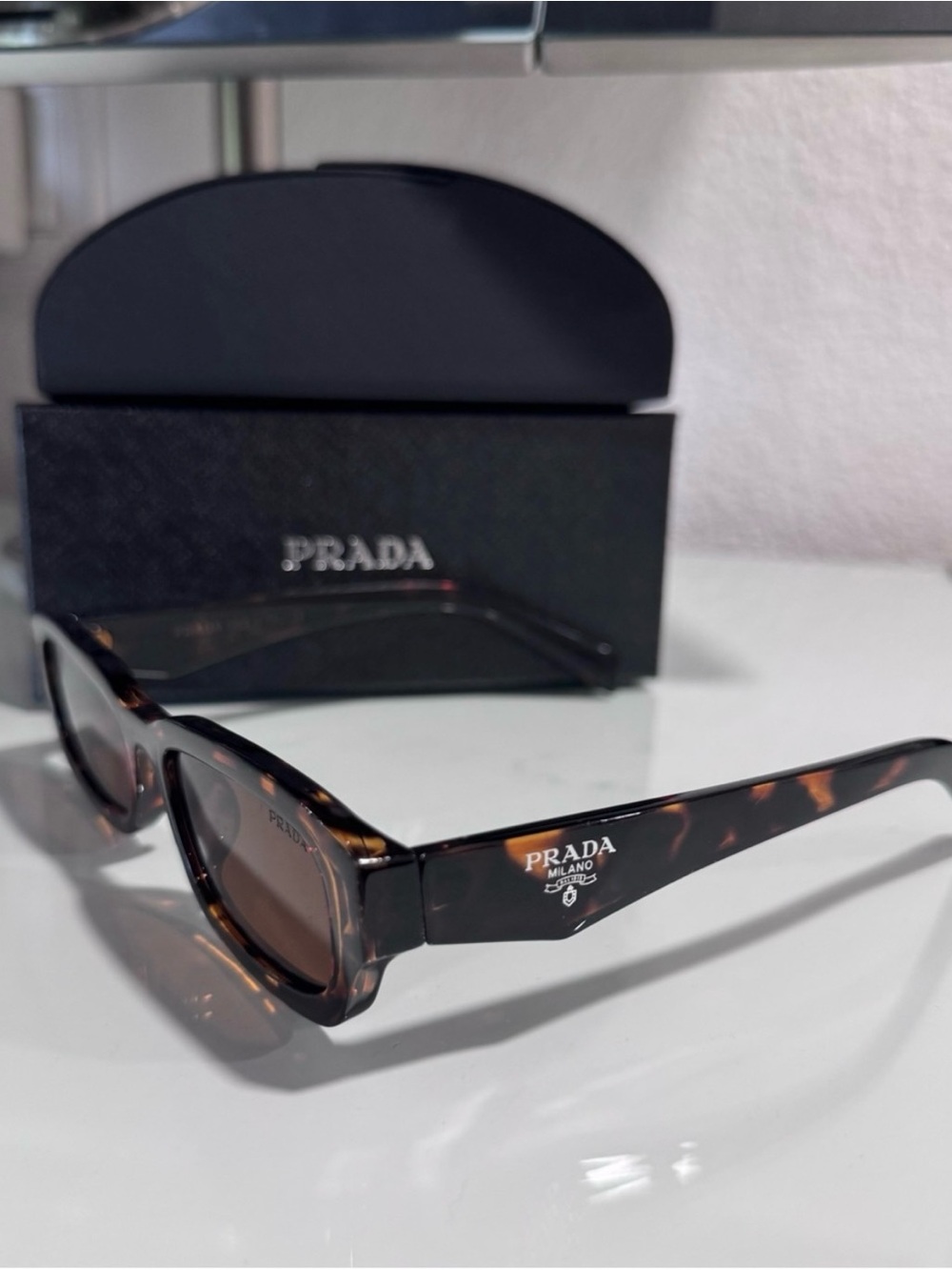 PRADA Sunglasses Small Geometric Symbole In Acetate Tortoise PR 17WS - Picture 3 of 5
